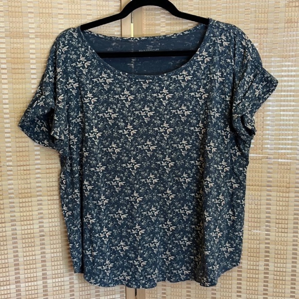 L.L. Bean Navy Blue Floral Short Sleeve Tee
